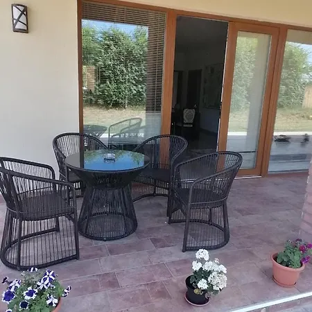 Zoldav شقة Nyiradony-Tamasipuszta